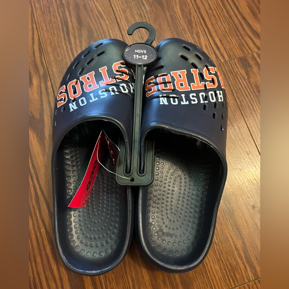 FOCO Mens Houston Astros clog shoes